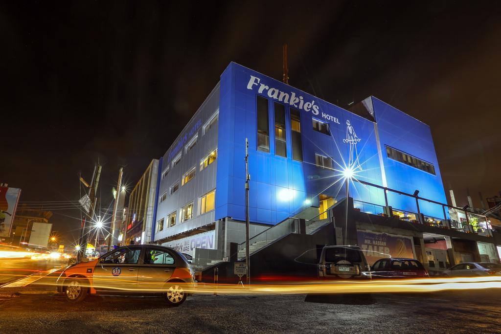 Frankie'S Foods And Rooms Akra Zewnętrze zdjęcie